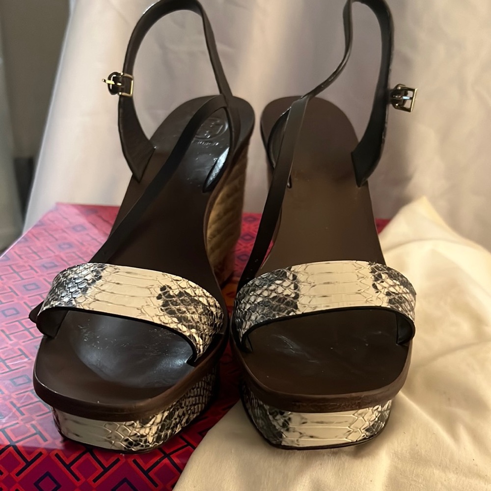 Tory Burch Brown Sandals with Snakeskin Pattern
